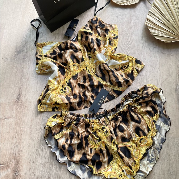 blossom_store